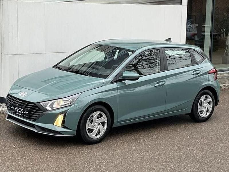 Andere farbe Neu 2024 Hyundai i20 Select Kleinwagen | 18.900 € (Fairer Preis) - Bild 1/4