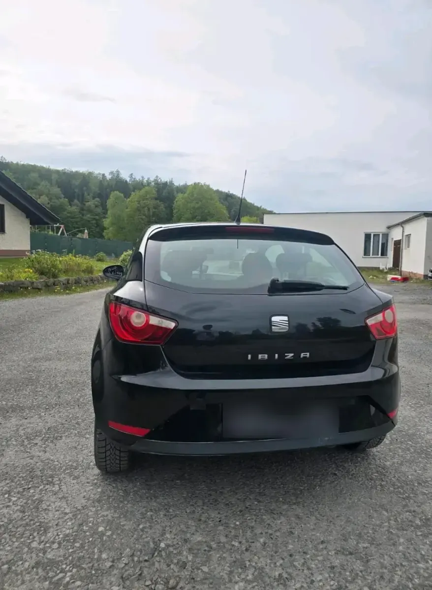 Second-hand Seat Ibiza 89 CP (65 kW) 2013 Negru Hatchback