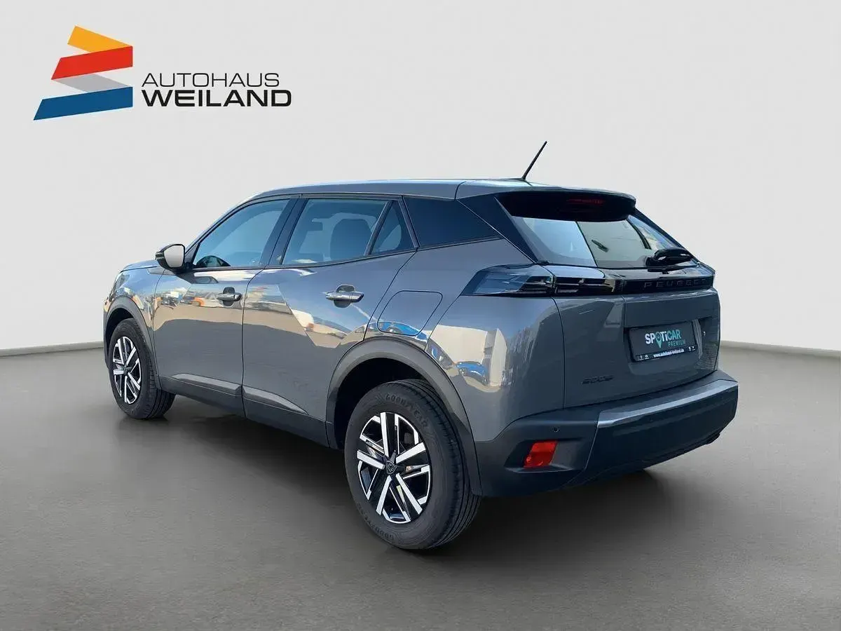 Gebraucht Peugeot 2008 Active 101 PS (74 kW) 2024 Grau SUV