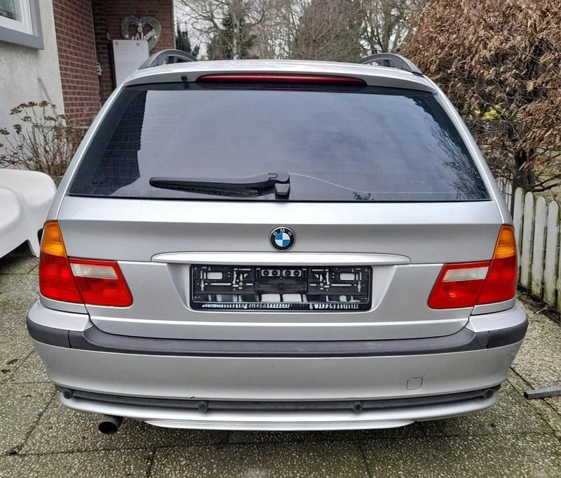 Gebraucht BMW 316 116 PS (85 kW) 2004 Silber Kombi