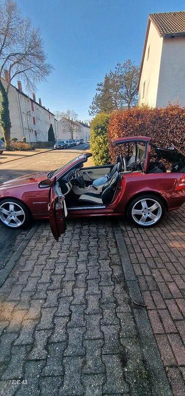 Gebraucht Mercedes 170 163 PS (119 kW) 2000 Rot Cabrio