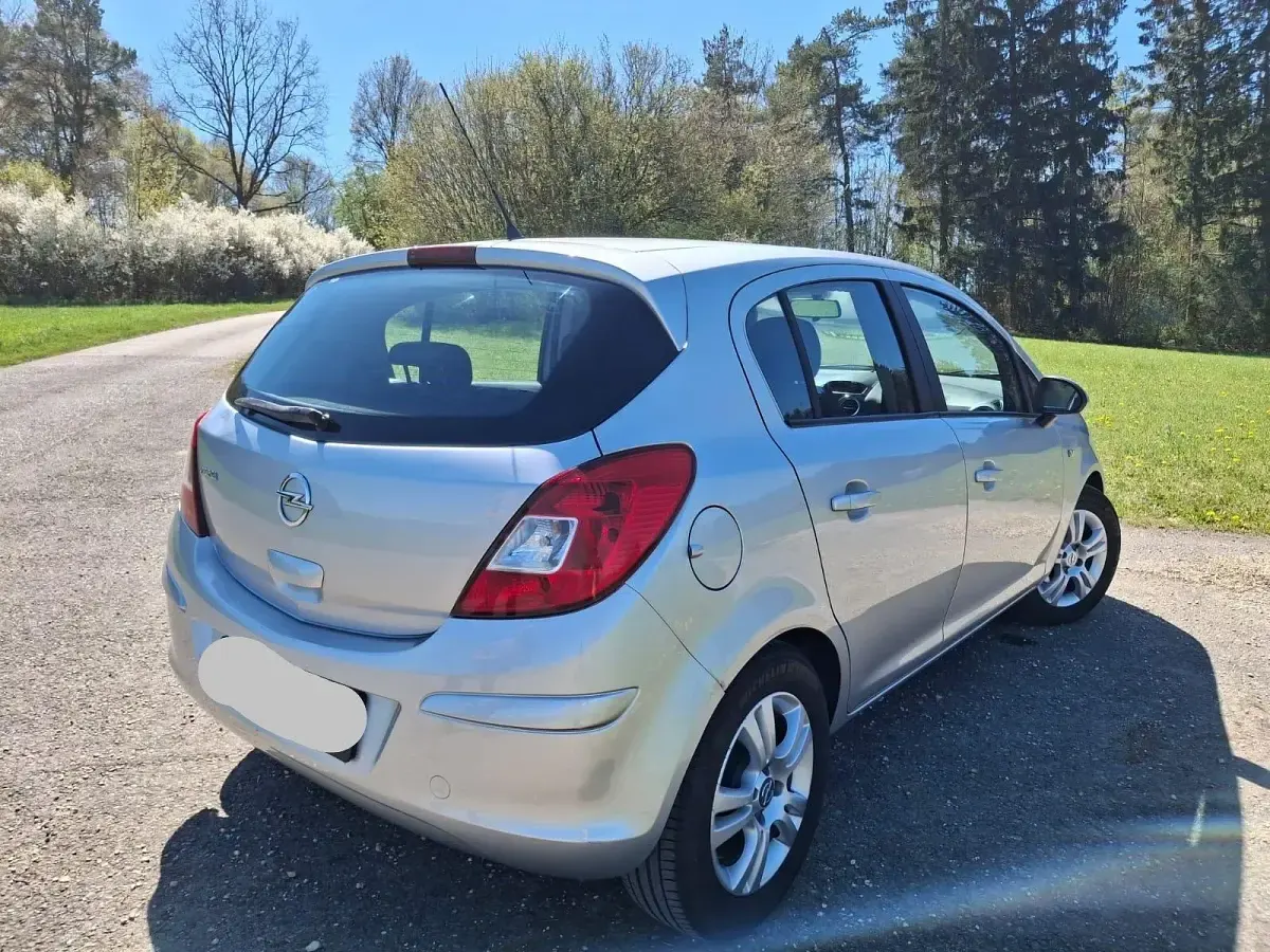Gebraucht Opel Corsa 85 PS (62 kW) 2014 Grau Kleinwagen