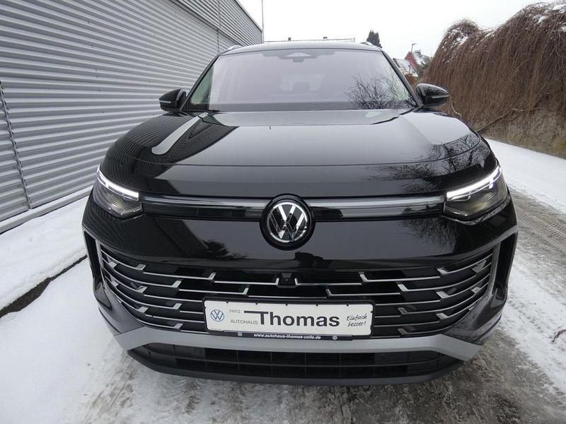 Gebraucht VW Tayron Elegance 193 PS (141 kW) 2025 Grenadillschwarz SUV