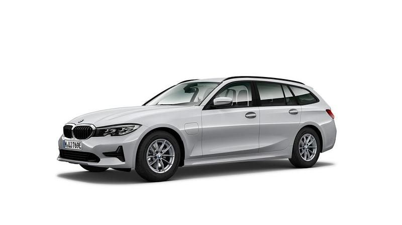 Gebraucht BMW 320 Advantage 163 PS (119 kW) 2026 Kombi