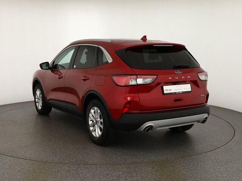 Gebraucht Ford Kuga Titanium 190 PS (139 kW) 2021 Rot SUV