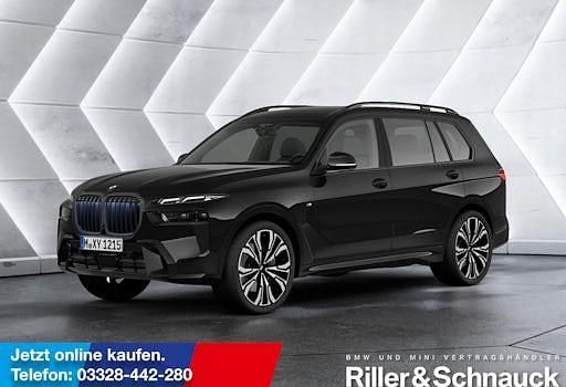 Neu BMW X7 352 PS (258 kW) 2025 Schwarz SUV