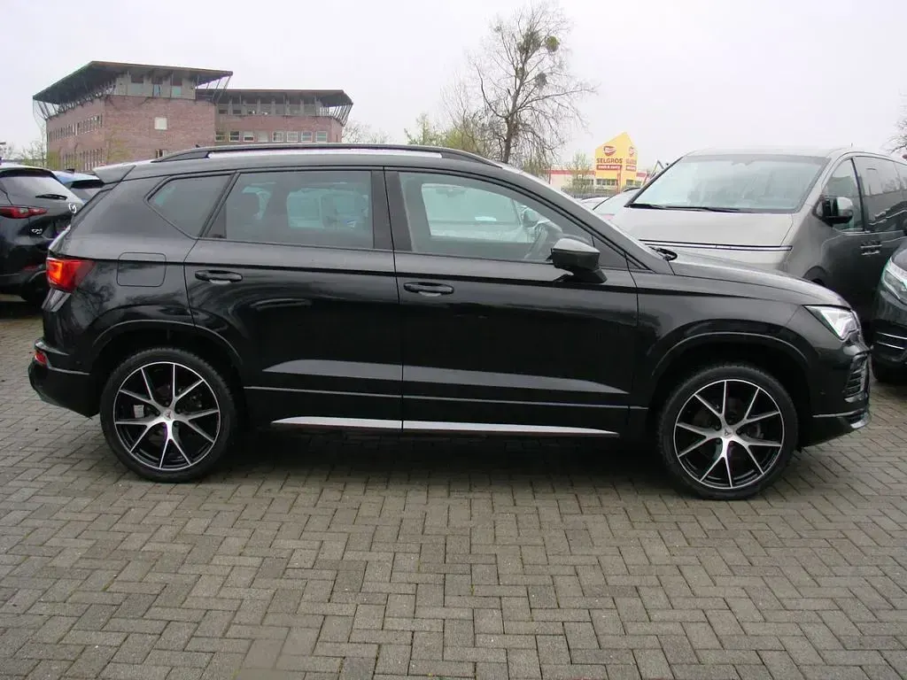 Gebraucht Cupra Ateca Basis 190 PS (139 kW) 2023 Schwarz SUV