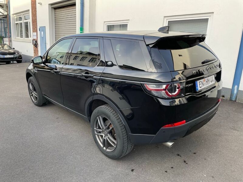 Schwarz Gebraucht 2019 Land Rover Discovery Sport SUV | 23.900 € (Etwas zu teuer) - Bild 1/4