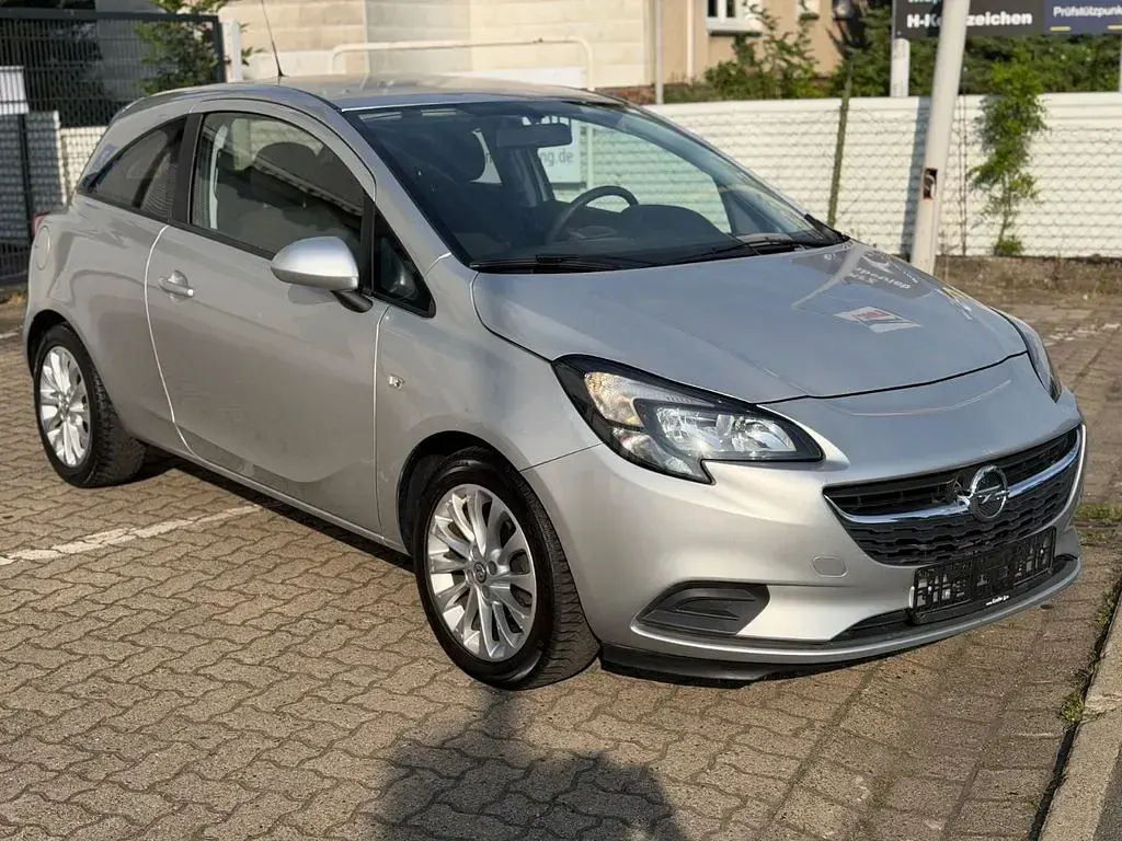 Gebraucht Opel Corsa Edition 90 PS (66 kW) 2017 Silber Kleinwagen