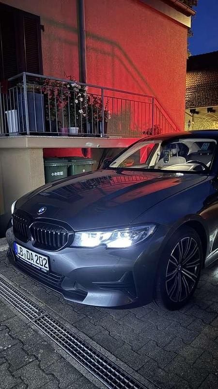 Gebraucht 2020 BMW 318 Gran Turismo Luxury Line Limousine | 18.700 € (Fairer Preis) - Bild 1/4