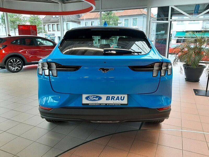 Gebraucht Ford Mustang Mach-E Extended Range 216 kW (294 PS) 2022 Blau SUV