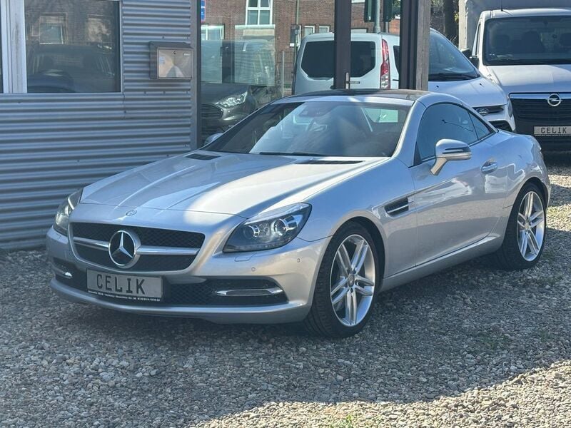 Silber Gebraucht 2016 Mercedes SLC200 Cabrio | 22.580 € (Fairer Preis) - Bild 1/4