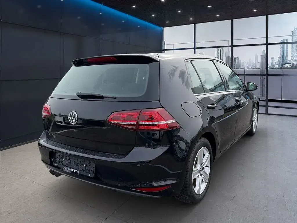 Gebraucht VW Golf VII Comfortline 105 PS (77 kW) 2013 Schwarz Limousine