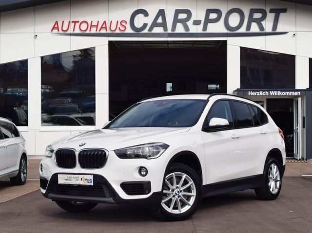 Weiß Gebraucht 2019 BMW X1 Sport Line SUV | 24.490 € (Fairer Preis) - Bild 1/4