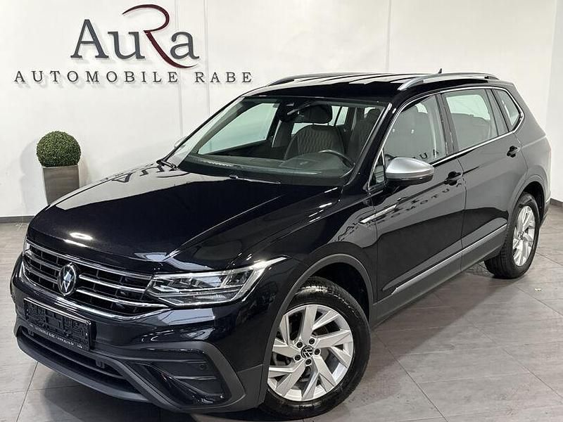 Deep black Gebraucht 2021 VW Tiguan Allspace Life SUV | 29.749 € (Fairer Preis) - Bild 1/4