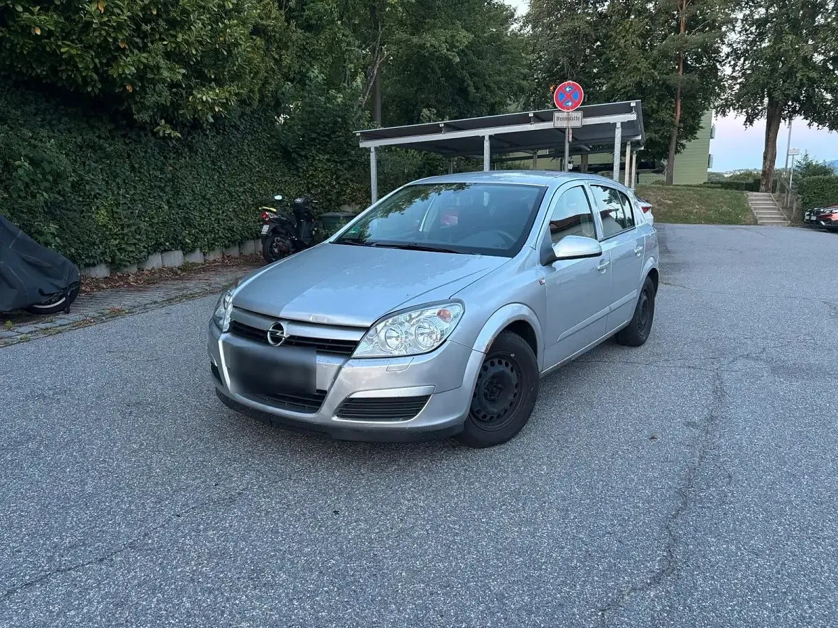 Gebraucht Opel Astra 105 PS (77 kW) 2005 Silber Kombi