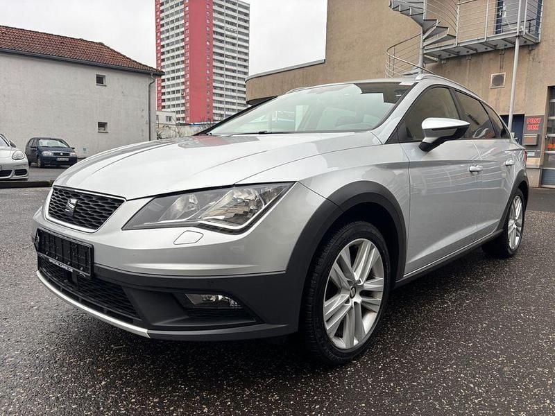 Gebraucht Seat Leon X-Perience 4Drive 184 PS (135 kW) 2015 Eissilber/estrella silver Kombi
