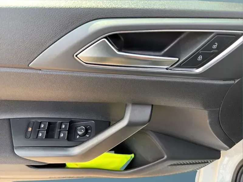 Używany VW Taigo 150 KM (110 kW) 2025 Biały SUV