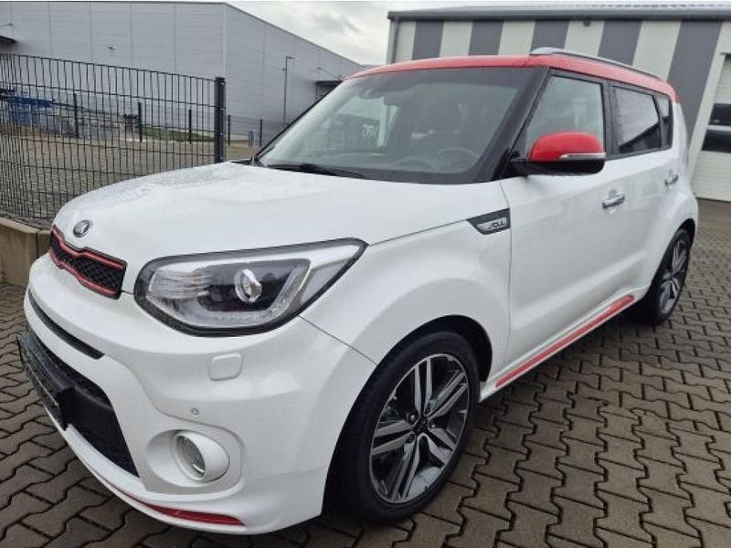 Weiß / rot Gebraucht 2017 Kia Soul SUV | 12.690 € (Fairer Preis) - Bild 1/4