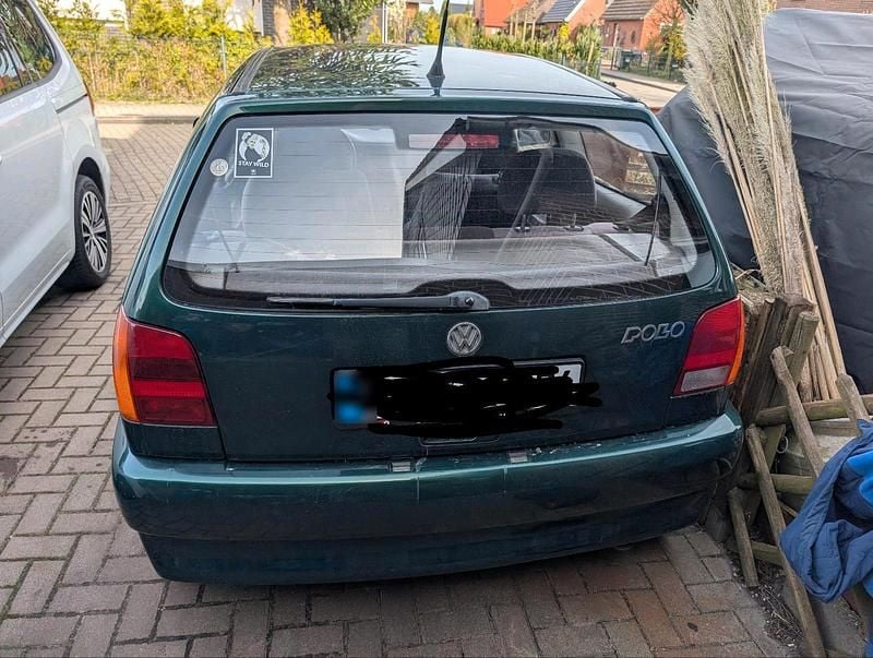 Gebraucht VW Polo 50 PS (36 kW) 1999 Grün Kleinwagen