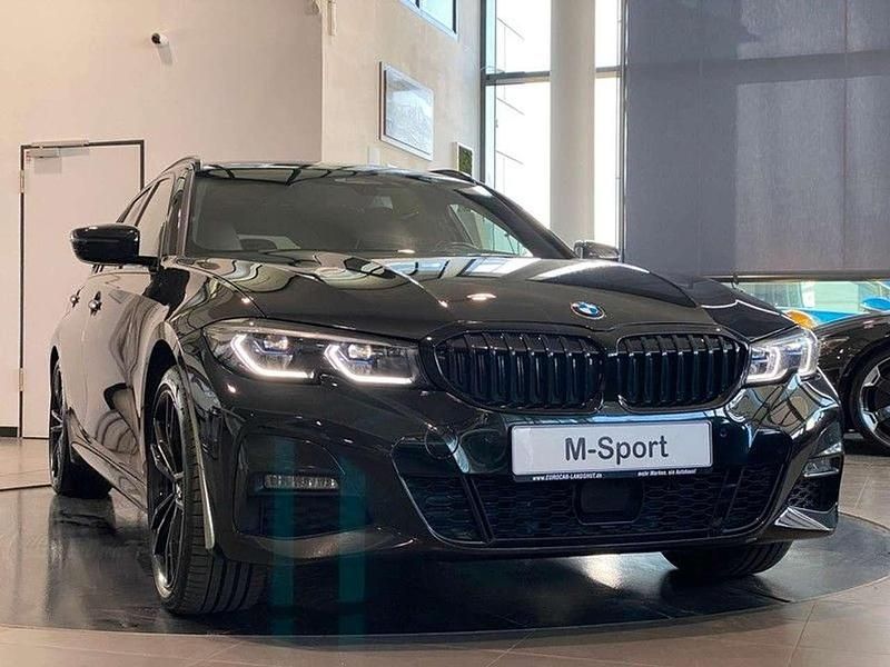 Gebraucht BMW 330e M Sport 252 PS (185 kW) 2021 Schwarz Limousine
