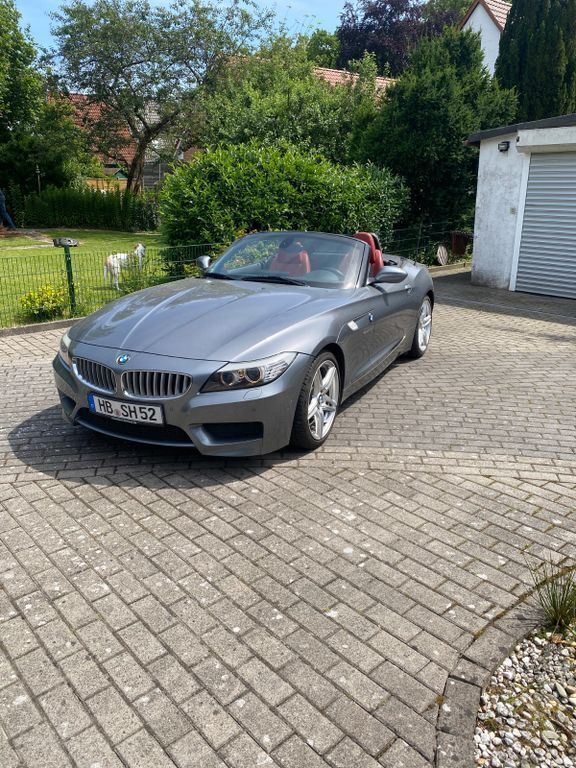 Grau Gebraucht 2011 BMW Z4 Performance Cabrio | 19.500 € (Guter Preis) - Bild 1/4