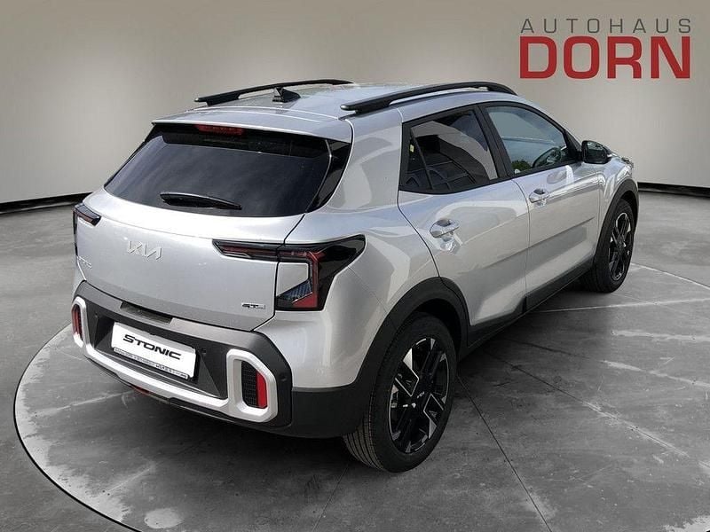 Neu Kia Stonic GT-Line 116 PS (85 kW) 2026 Sparklingsilber SUV