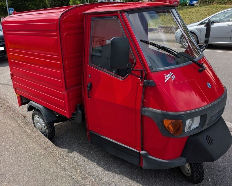 Rot Gebraucht 2022 Piaggio APE SUV | 6.000 € - Bild 1/4