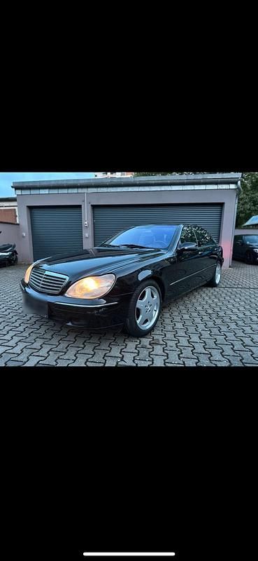 Gebraucht Mercedes S500 306 PS (225 kW) 1999 Schwarz Limousine