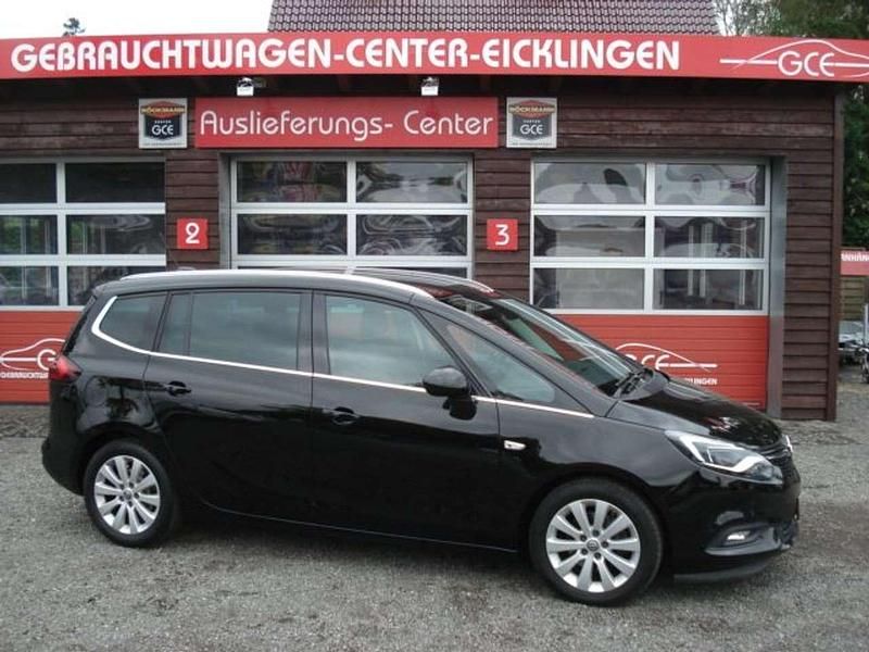 Schwarz Gebraucht 2018 Opel Zafira Van / Kleinbus | 15.790 € (Fairer Preis) - Bild 1/4