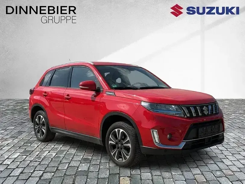 Gebraucht Suzuki Vitara Comfort+ 140 PS (102 kW) 2020 Rot SUV