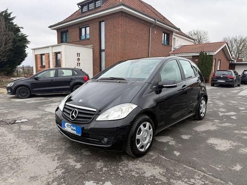 Gebraucht Mercedes A160 95 PS (69 kW) 2011 Schwarz Limousine