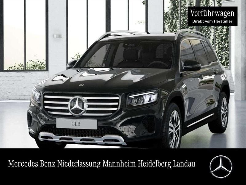 Schwarz Gebraucht 2025 Mercedes GLB200 Progressive SUV | 43.390 € (Etwas zu teuer) - Bild 1/3