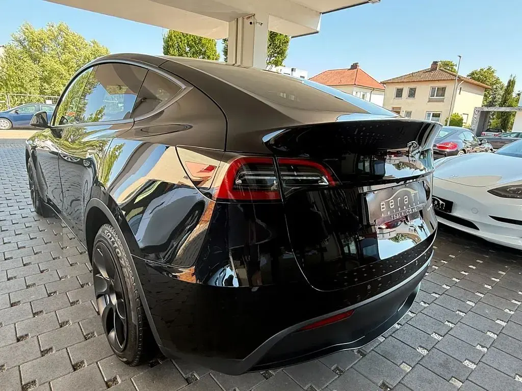 Gebraucht Tesla Model Y 378 kW (514 PS) 2023 Solid black SUV