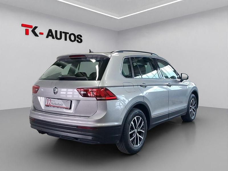 Gebraucht VW Tiguan Comfortline 150 PS (110 kW) 2019 Tungsten silver metallic SUV