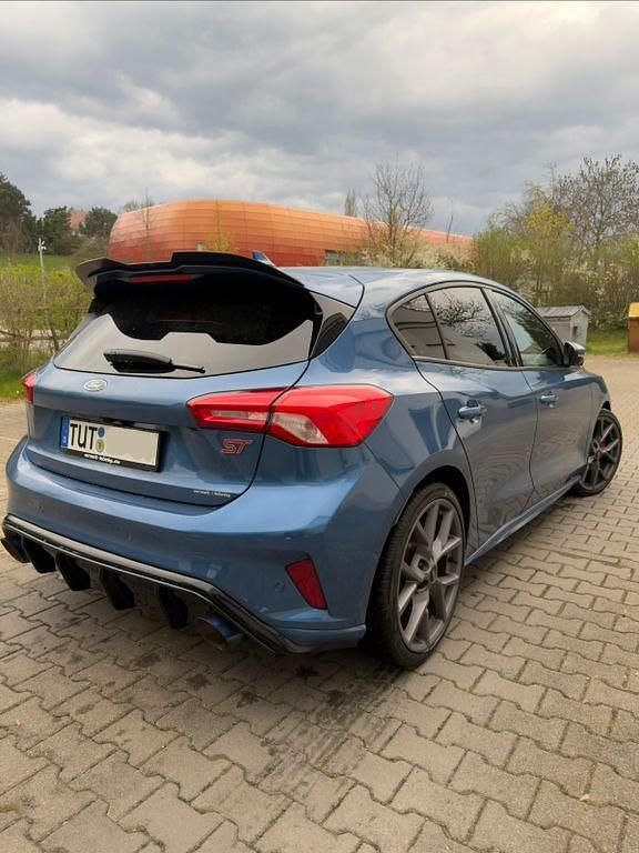 Usata Ford Focus ST 280 CV (205 kW) 2020 Blu Berlina