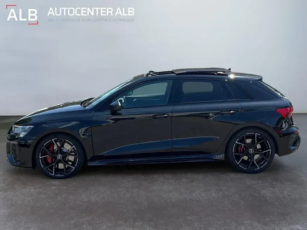 Gebraucht Audi RS3 Ambiente 400 PS (294 kW) 2024 Schwarz Limousine