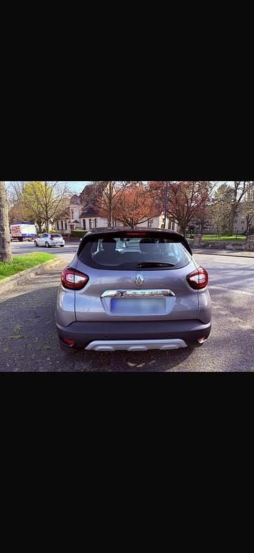 Gebraucht Renault Captur Intens 131 PS (96 kW) 2019 Grau SUV