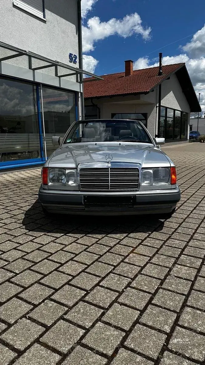 Gebraucht Mercedes 300 220 PS (161 kW) 1993 Silber Cabrio