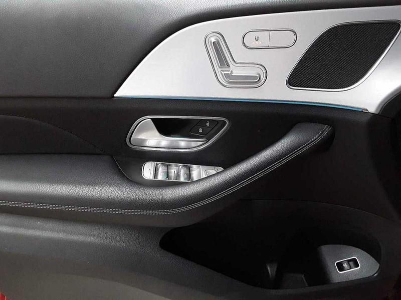 Gebraucht Mercedes GLE300 AMG line 272 PS (200 kW) 2022 Manufaktur hyazinthrot metallic SUV