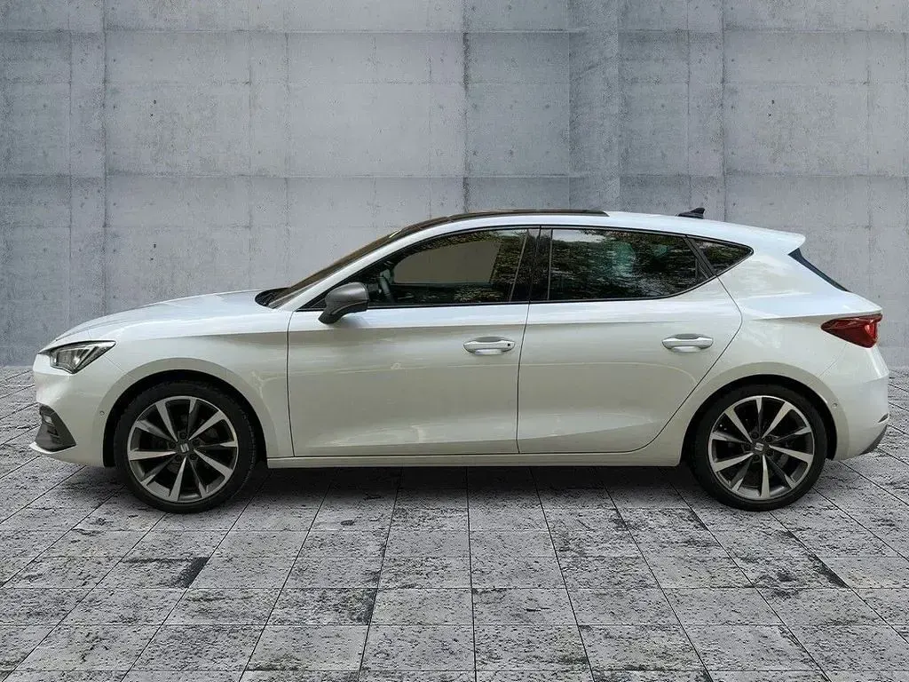 Usata Seat Leon FR 150 CV (110 kW) 2020 Bianco Berlina