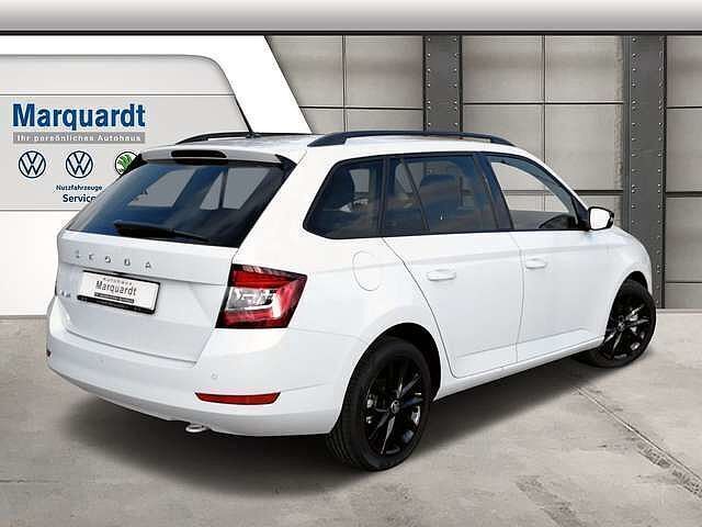 Gebraucht Skoda Fabia 95 PS (69 kW) 2022 Weiss Kleinwagen