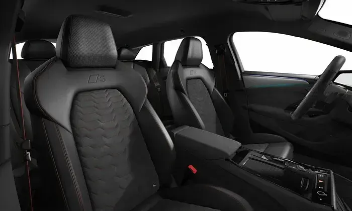 Gebraucht Audi A6 e-tron Ambiente 314 kW (428 PS) 2025 Gletscherweiß metallic Kombi