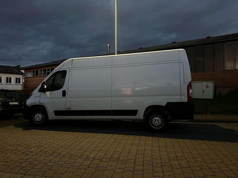 Gebraucht Fiat Ducato 140 PS (102 kW) 2019 Weiß Van