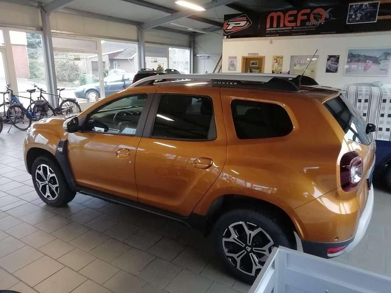 Gebraucht Dacia Duster Prestige 150 PS (110 kW) 2020 Kometengraumetallic SUV