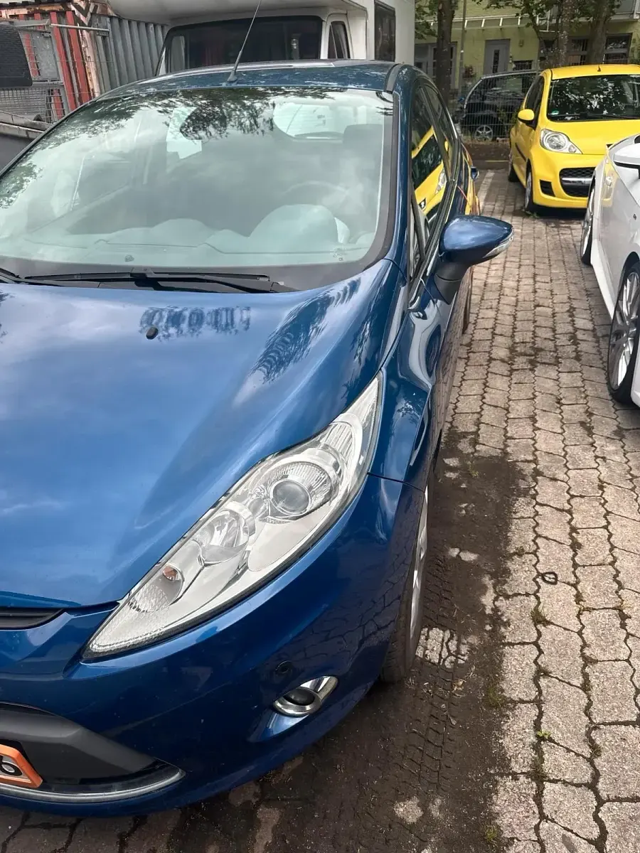 Gebraucht Ford Fiesta 82 PS (60 kW) 2009 Blau Kleinwagen
