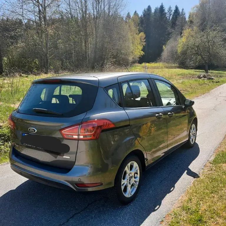Gebraucht Ford B-MAX SYNC Edition 101 PS (74 kW) 2016 Grau Van / Kleinbus