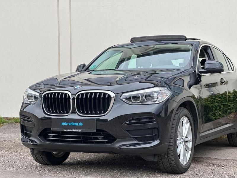 Saphirschwarz Gebraucht 2020 BMW X4 Advantage SUV | 35.800 € (Guter Preis) - Bild 1/4