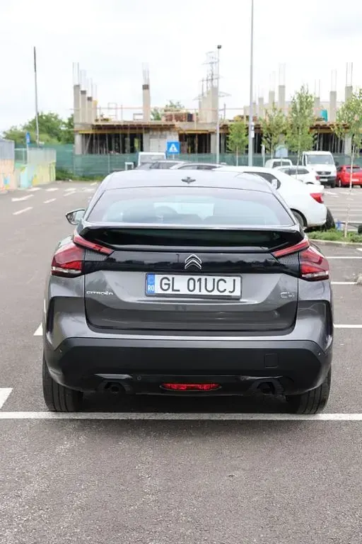 Gebraucht Citroën C4 Feel 131 PS (96 kW) 2022 Grau SUV