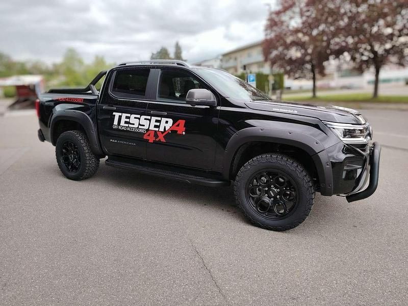 Midnight black metallic Neu 2025 VW Amarok PanAmericana Abholung | 78.850 € - Bild 1/4